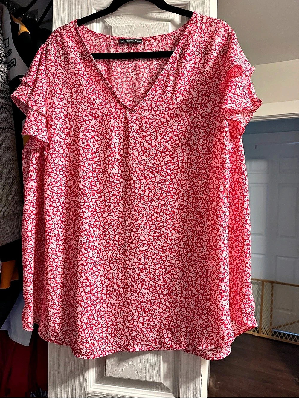 Adrianna Papell Floral V-Neck Blouse in deep pink & White 3x